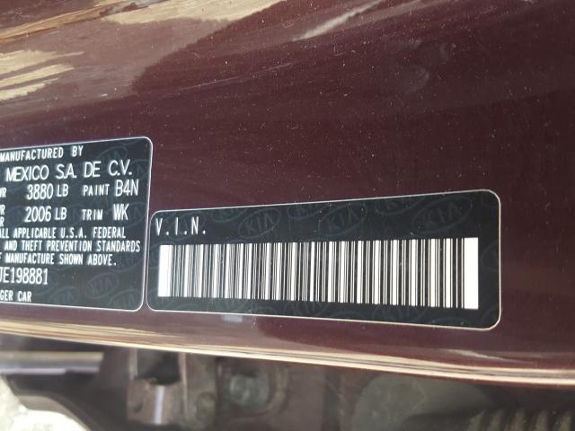 Photo 9 VIN: 3KPFL4A77JE198881 - KIA FORTE LX 