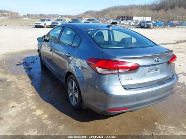 Photo 2 VIN: 3KPFL4A77JE200418 - KIA FORTE 