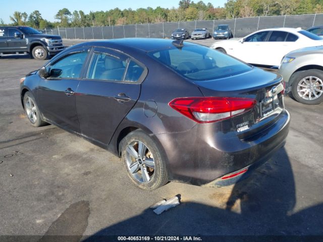 Photo 2 VIN: 3KPFL4A77JE212178 - KIA FORTE 