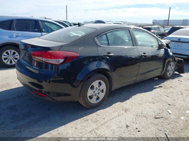 Photo 3 VIN: 3KPFL4A77JE224038 - KIA FORTE 