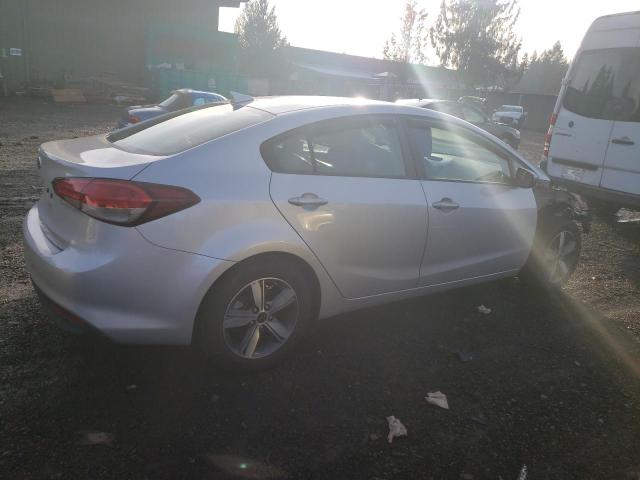 Photo 2 VIN: 3KPFL4A77JE232026 - KIA FORTE 