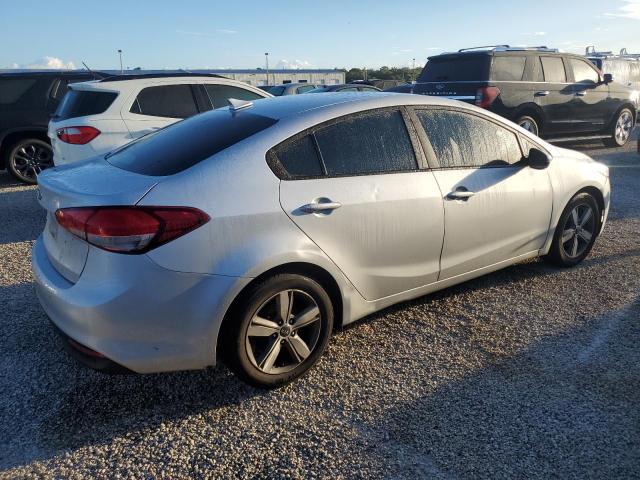 Photo 2 VIN: 3KPFL4A77JE244886 - KIA FORTE LX 