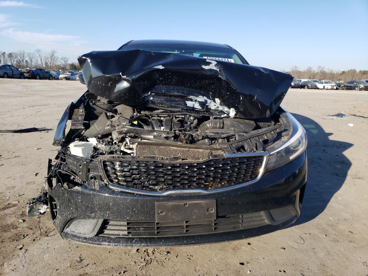 Photo 4 VIN: 3KPFL4A77JE246248 - KIA FORTE 