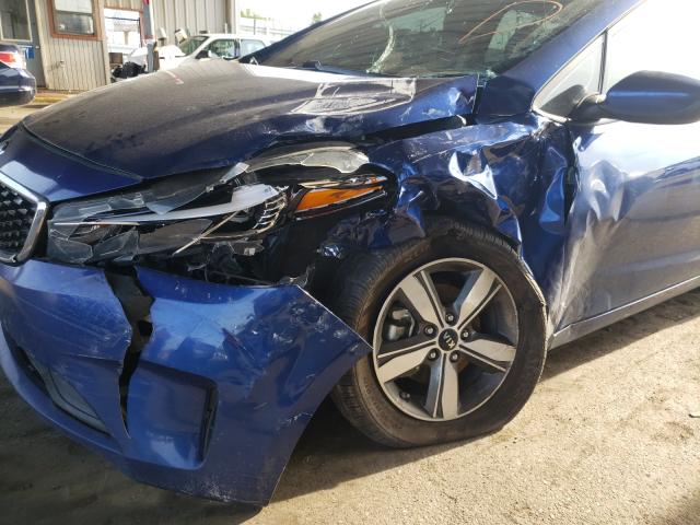 Photo 8 VIN: 3KPFL4A77JE250946 - KIA FORTE S 