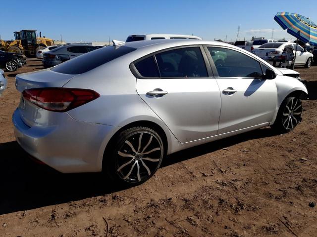 Photo 2 VIN: 3KPFL4A77JE269593 - KIA FORTE 