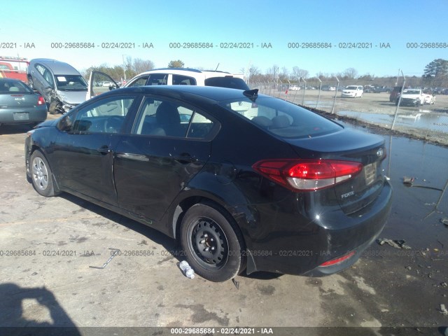 Photo 2 VIN: 3KPFL4A77JE272431 - KIA FORTE 