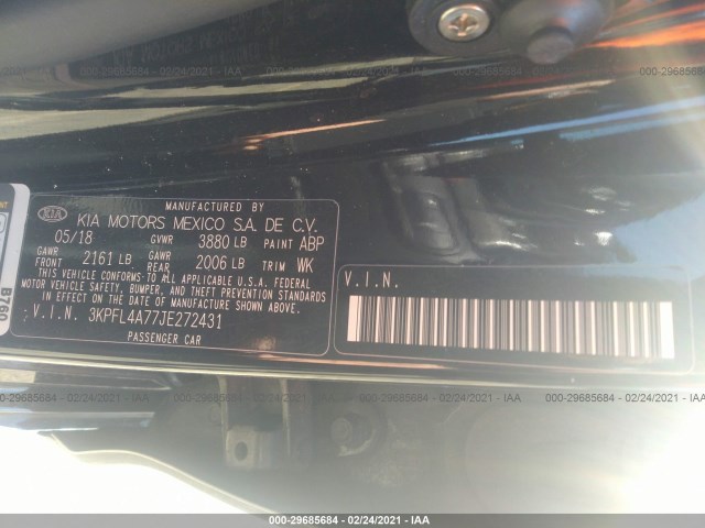 Photo 8 VIN: 3KPFL4A77JE272431 - KIA FORTE 