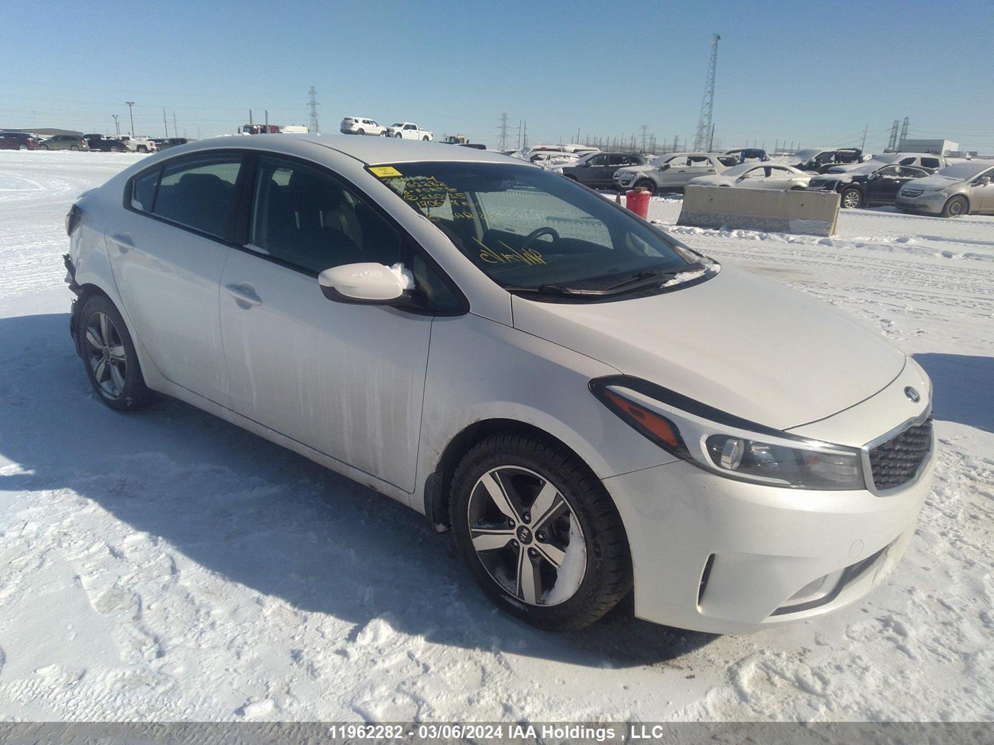 Photo 0 VIN: 3KPFL4A77JE280125 - KIA FORTE 