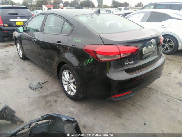 Photo 2 VIN: 3KPFL4A78HE006605 - KIA FORTE 