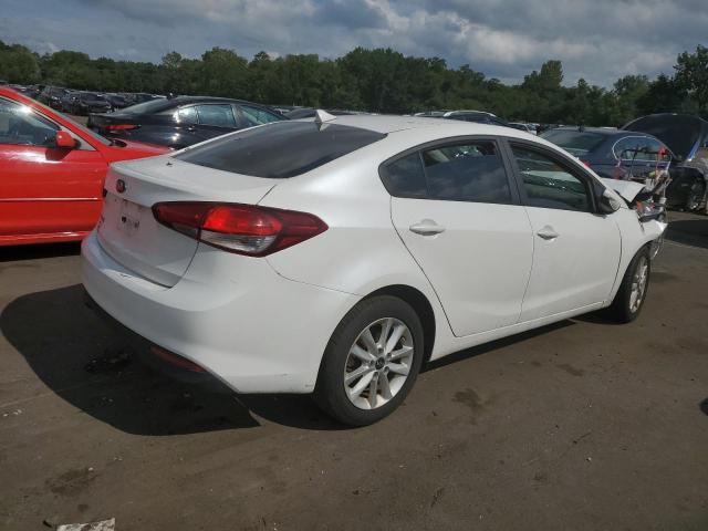 Photo 2 VIN: 3KPFL4A78HE007768 - KIA FORTE LX 