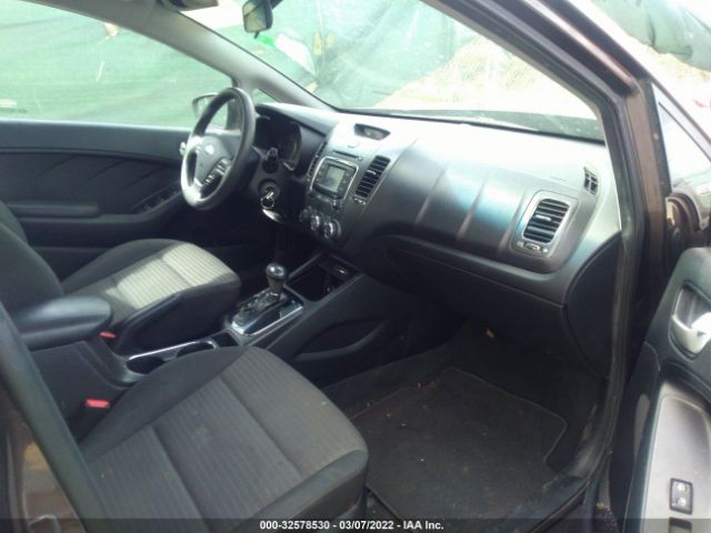 Photo 4 VIN: 3KPFL4A78HE008466 - KIA FORTE 