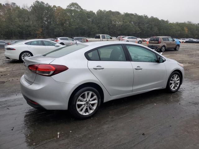 Photo 2 VIN: 3KPFL4A78HE014218 - KIA FORTE LX 