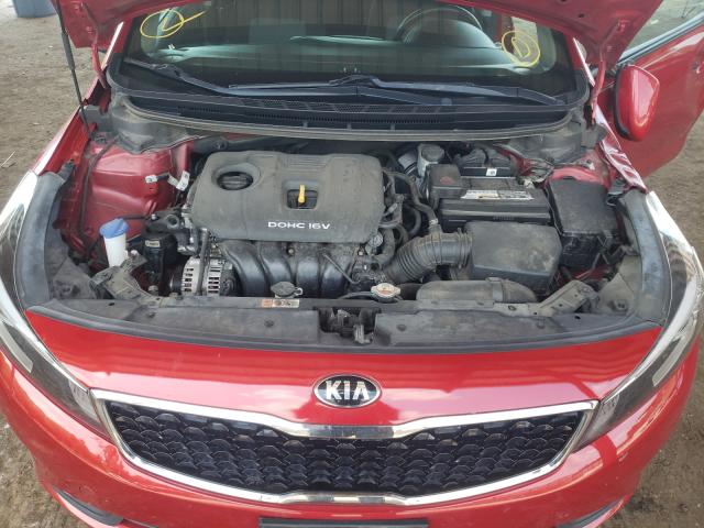 Photo 6 VIN: 3KPFL4A78HE015241 - KIA FORTE LX 