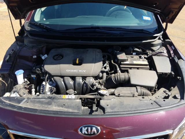 Photo 6 VIN: 3KPFL4A78HE035067 - KIA FORTE LX 