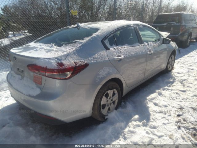 Photo 3 VIN: 3KPFL4A78HE035361 - KIA FORTE 