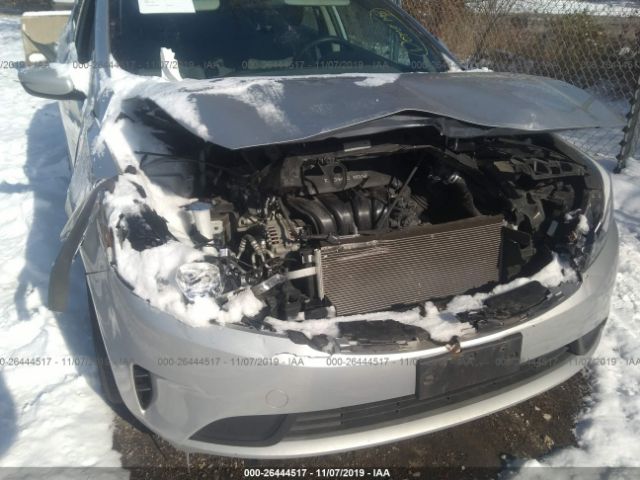 Photo 5 VIN: 3KPFL4A78HE035361 - KIA FORTE 