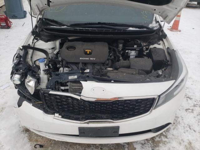 Photo 6 VIN: 3KPFL4A78HE036476 - KIA FORTE 