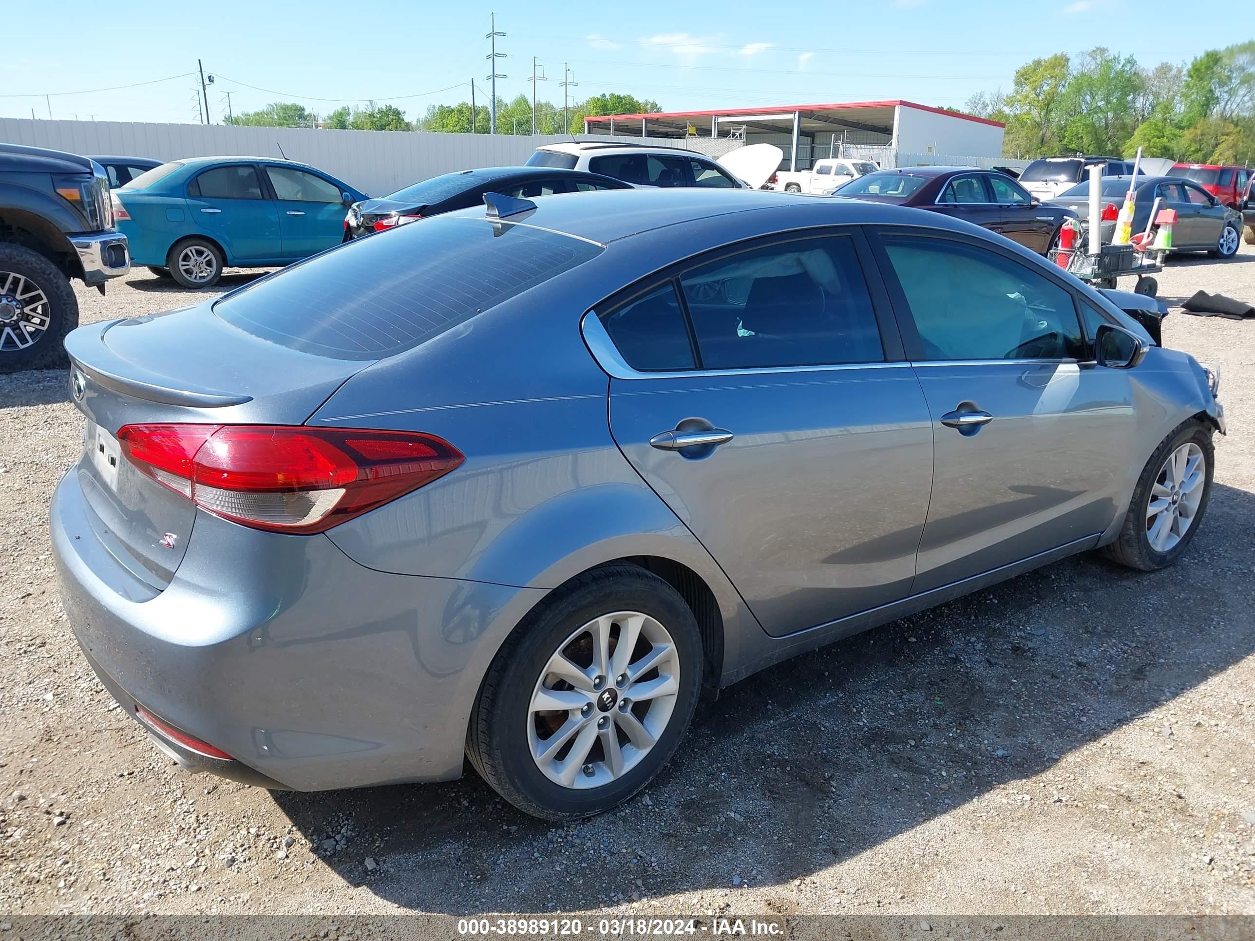 Photo 3 VIN: 3KPFL4A78HE048904 - KIA FORTE 