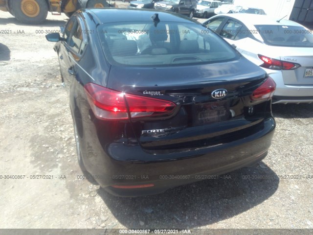 Photo 2 VIN: 3KPFL4A78HE059997 - KIA FORTE 