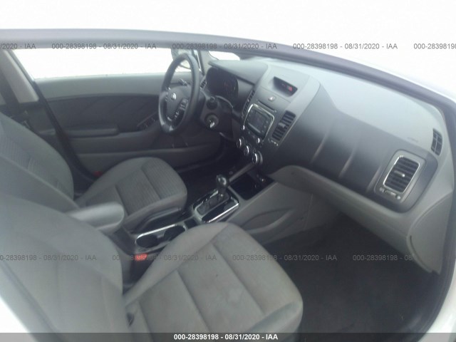 Photo 4 VIN: 3KPFL4A78HE083247 - KIA FORTE 