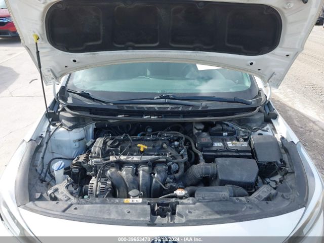 Photo 9 VIN: 3KPFL4A78HE098072 - KIA FORTE 