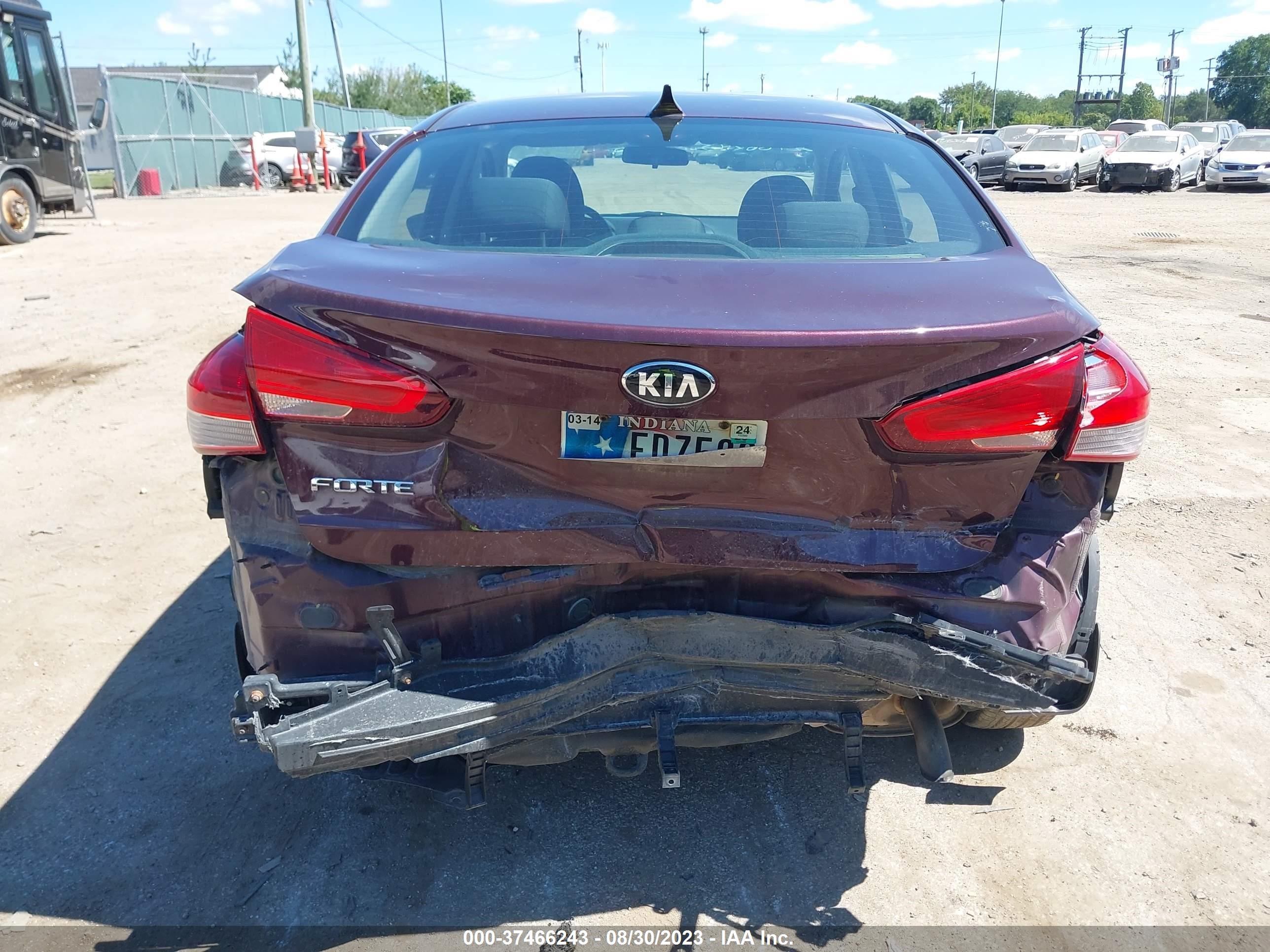 Photo 15 VIN: 3KPFL4A78HE147710 - KIA FORTE 