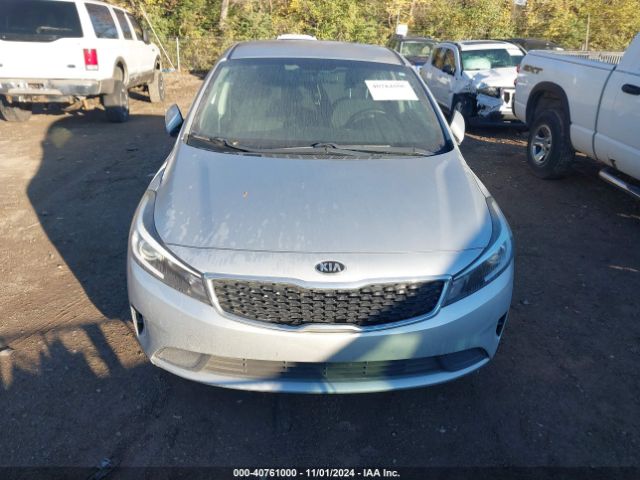 Photo 5 VIN: 3KPFL4A78JE169972 - KIA FORTE 