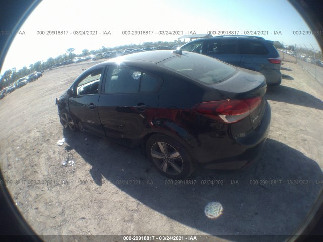 Photo 2 VIN: 3KPFL4A78JE171205 - KIA FORTE 