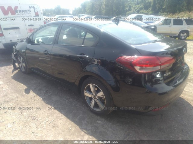 Photo 2 VIN: 3KPFL4A78JE173357 - KIA FORTE 