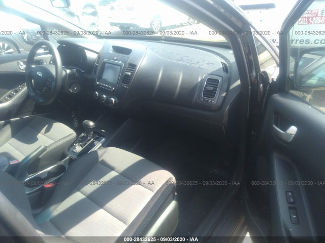 Photo 4 VIN: 3KPFL4A78JE173357 - KIA FORTE 