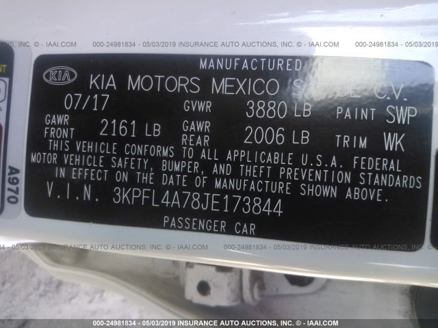 Photo 8 VIN: 3KPFL4A78JE173844 - KIA FORTE 