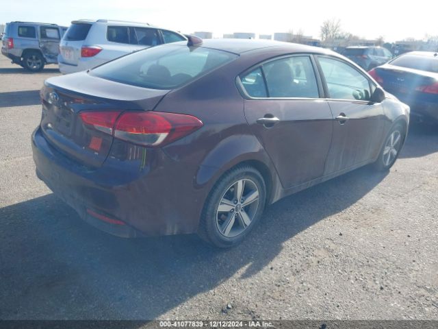 Photo 3 VIN: 3KPFL4A78JE176274 - KIA FORTE 