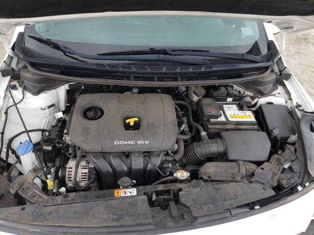 Photo 10 VIN: 3KPFL4A78JE183192 - KIA FORTE LX 