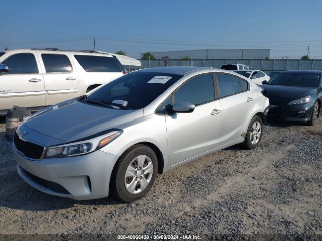 Photo 1 VIN: 3KPFL4A78JE213680 - KIA FORTE 