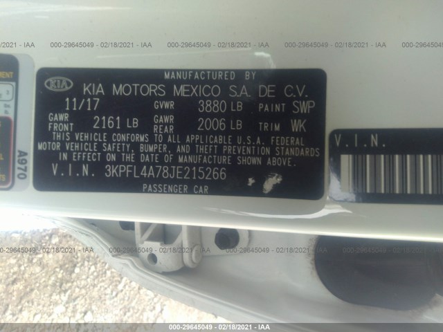 Photo 8 VIN: 3KPFL4A78JE215266 - KIA FORTE 