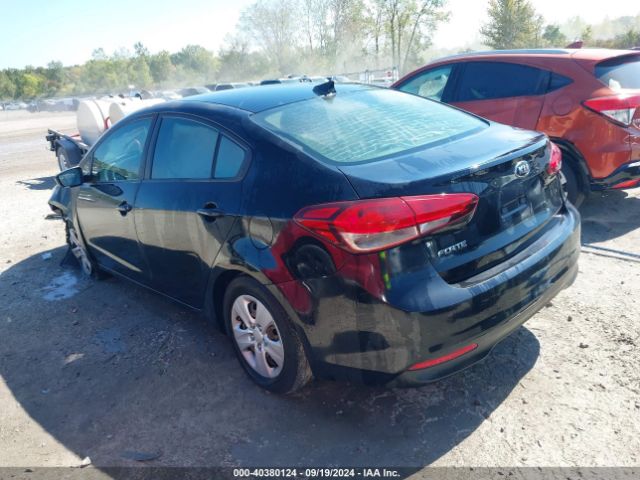 Photo 2 VIN: 3KPFL4A78JE220516 - KIA FORTE 