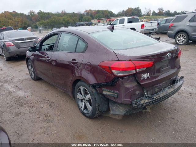 Photo 2 VIN: 3KPFL4A78JE226185 - KIA FORTE 