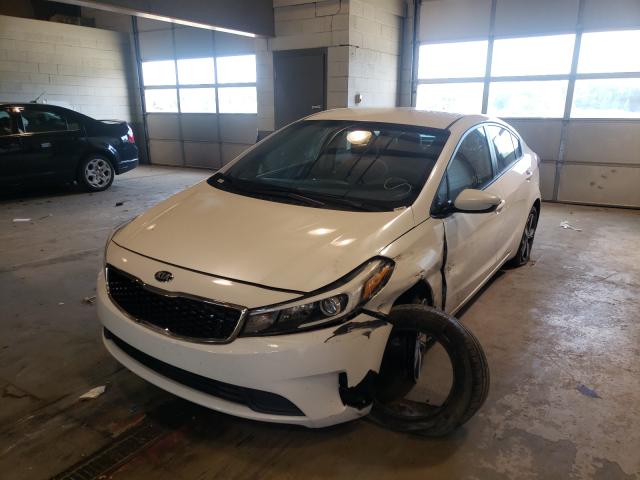 Photo 1 VIN: 3KPFL4A78JE235467 - KIA FORTE LX 