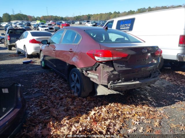 Photo 2 VIN: 3KPFL4A78JE239079 - KIA FORTE 