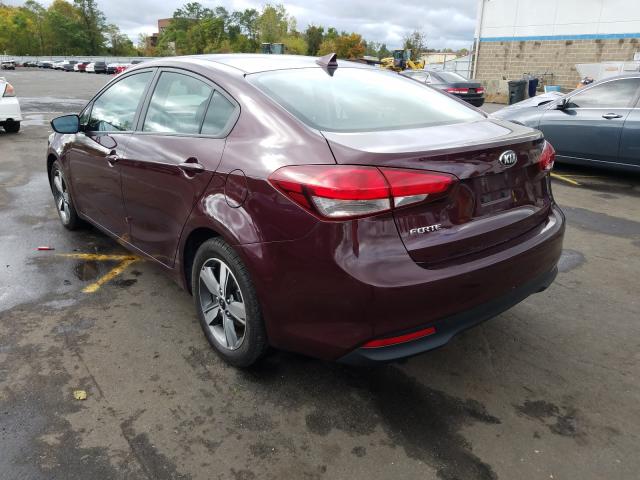 Photo 2 VIN: 3KPFL4A78JE239387 - KIA FORTE 