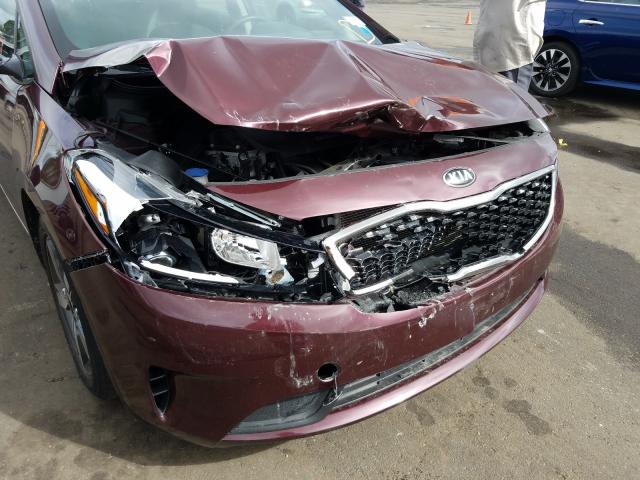 Photo 8 VIN: 3KPFL4A78JE239387 - KIA FORTE 