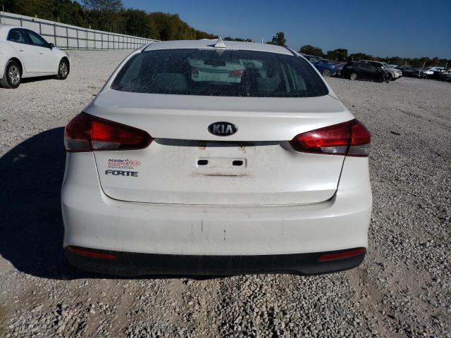 Photo 5 VIN: 3KPFL4A78JE247831 - KIA FORTE LX 