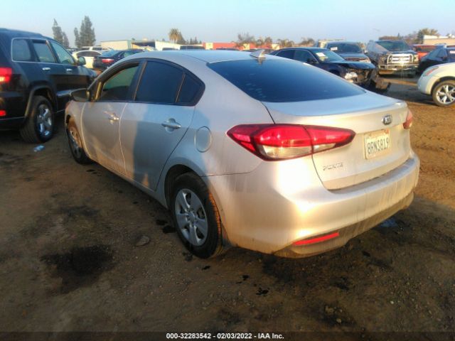 Photo 2 VIN: 3KPFL4A78JE270378 - KIA FORTE 