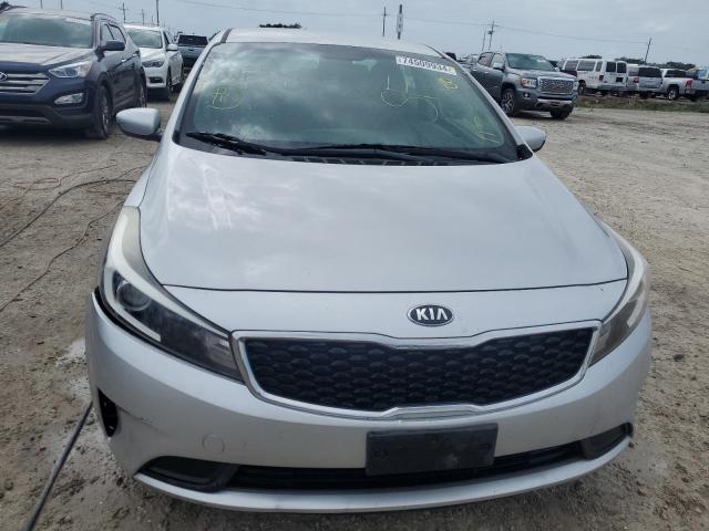 Photo 4 VIN: 3KPFL4A78JE273491 - KIA FORTE LX 