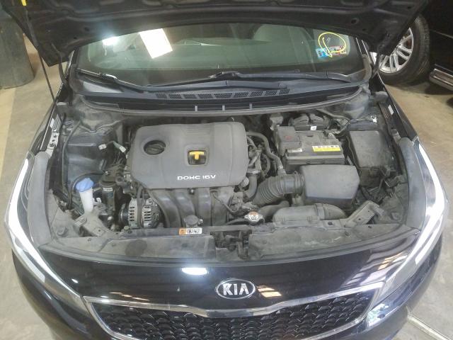 Photo 6 VIN: 3KPFL4A79HE009321 - KIA FORTE LX 