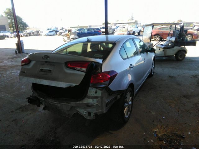 Photo 3 VIN: 3KPFL4A79HE019900 - KIA FORTE 