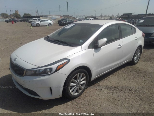 Photo 1 VIN: 3KPFL4A79HE062889 - KIA FORTE 