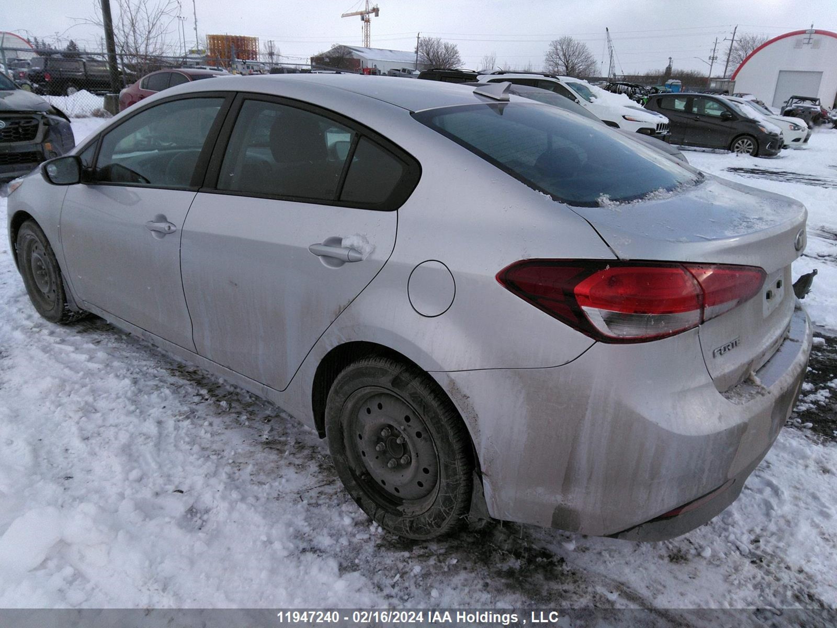 Photo 2 VIN: 3KPFL4A79HE069731 - KIA FORTE 