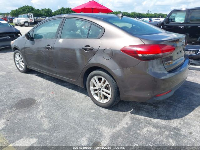 Photo 2 VIN: 3KPFL4A79HE074573 - KIA FORTE 