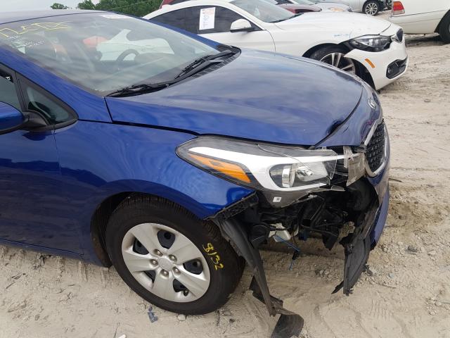 Photo 8 VIN: 3KPFL4A79HE100637 - KIA FORTE LX 